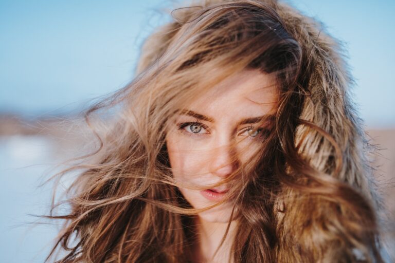 【確実に落とす】年下既婚男性が好きになる年上独身女性6つの特徴と5つの好意サイン! 【確実に落とす】年下既婚男性が好きになる年上独身女性6つの特徴と5つの好意サイン!